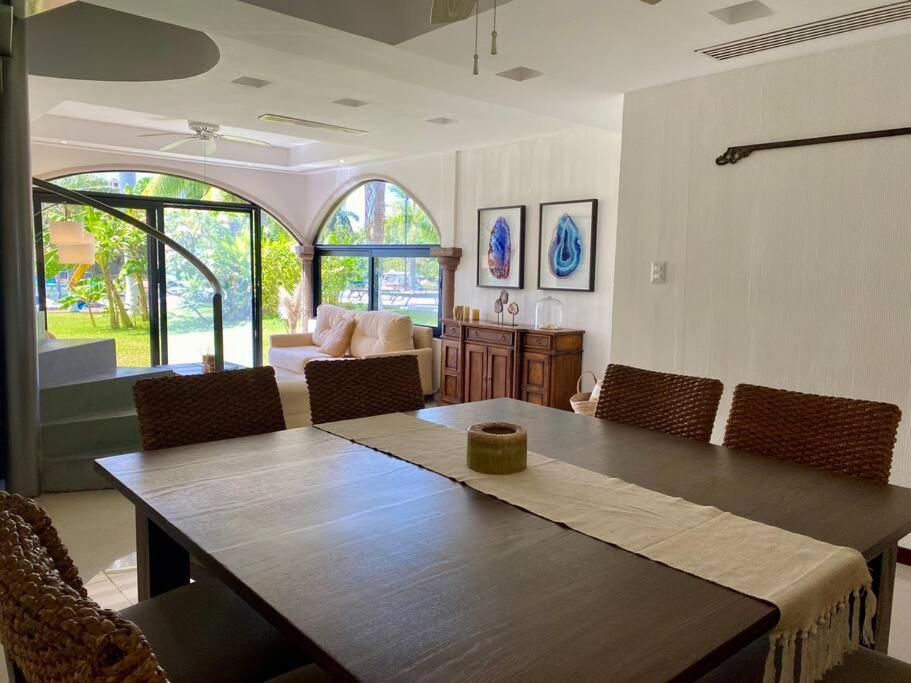 Charming Lagoon Front Villa By Casa Paraiso Cancún Extérieur photo